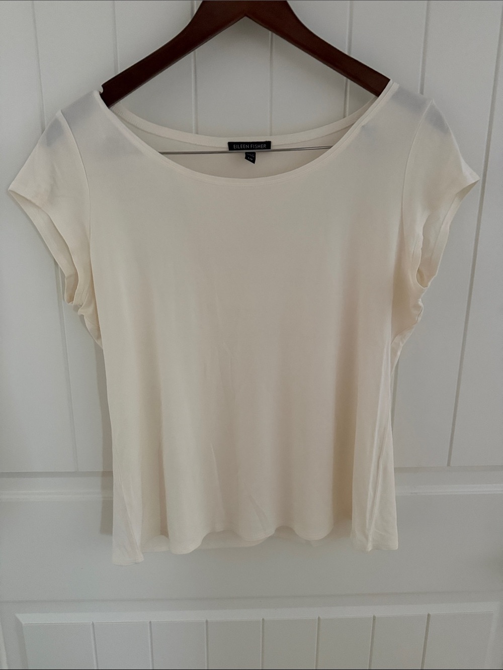 Eileen Fisher Silk Cream Short-Sleeve Scoop Neck Tee